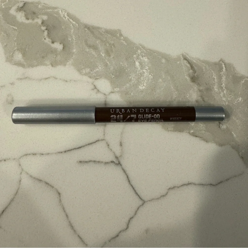 🌸5/$25🌸 Urban Decay glide on eye pencil in whiskey